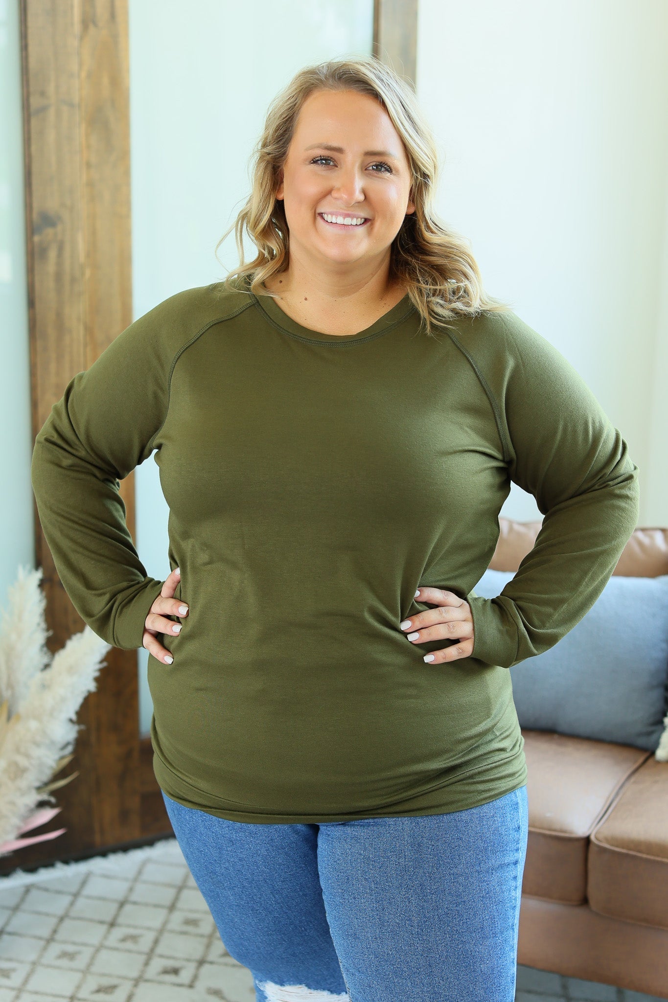 IN STOCK Kayla Lightweight Pullover - Olive - AnnRose Boutique