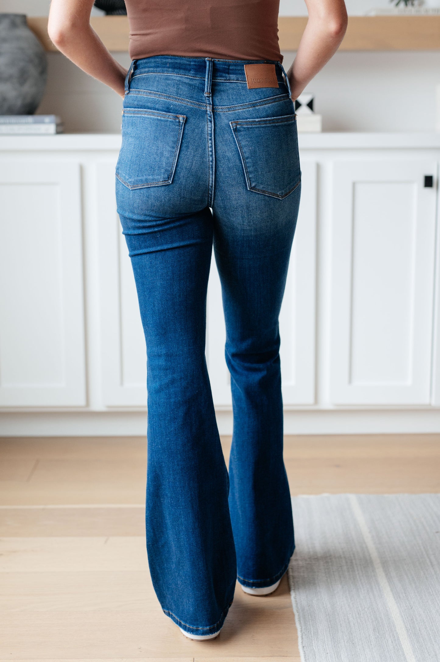 Judy Blue High Rise Classic Flare Jeans