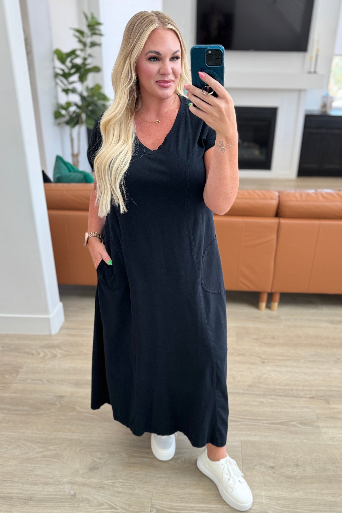 Shift Maxi Dress in Black