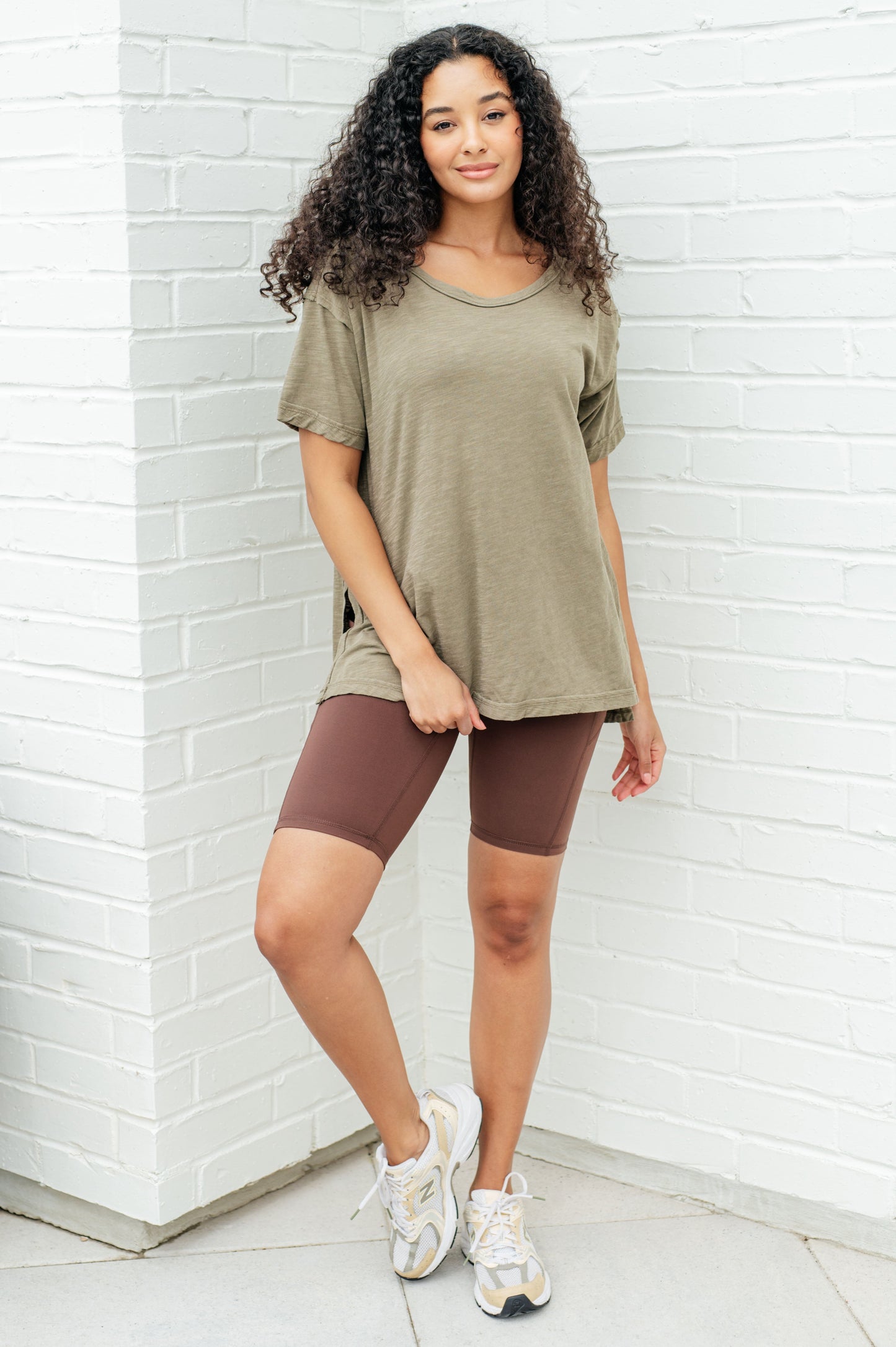 Relaxed Tee in Army