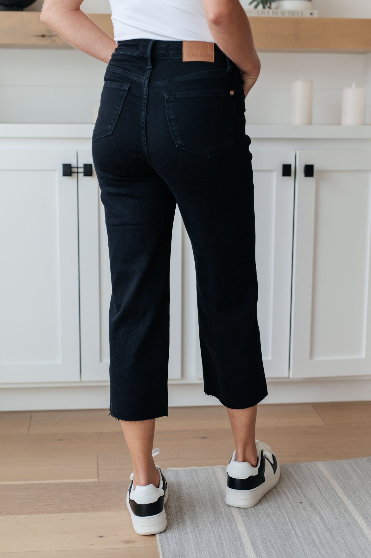 Judy Blue High Rise Control Top Wide Leg Crop Jeans in Black