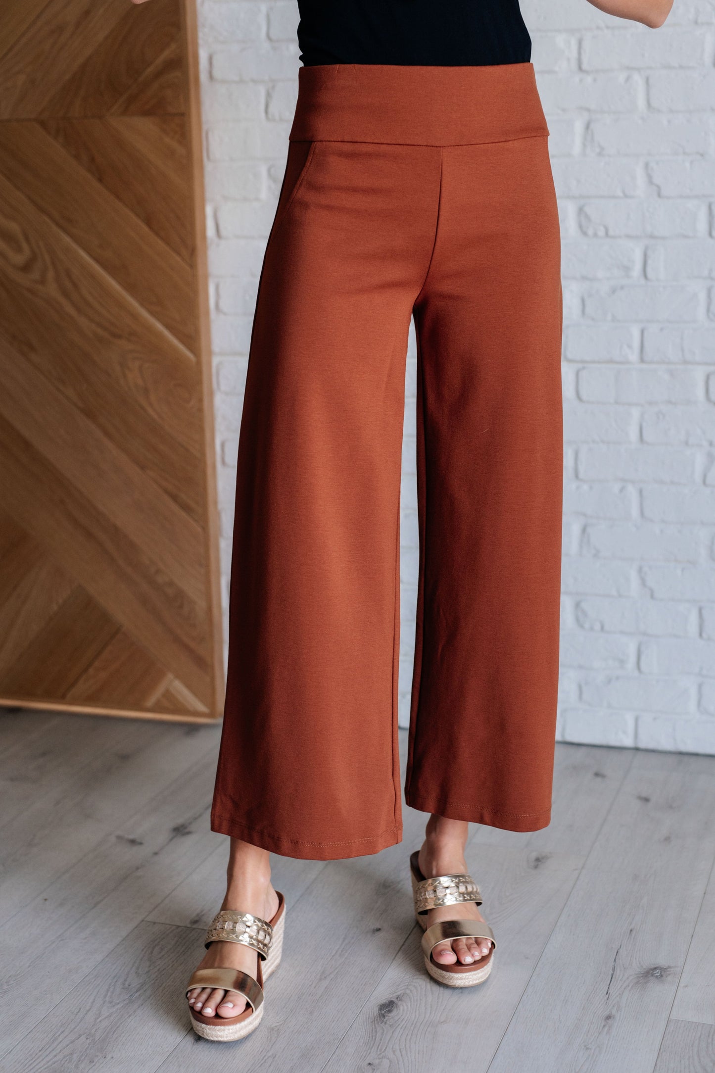 Magic Wide Leg Crop Pants in Rust