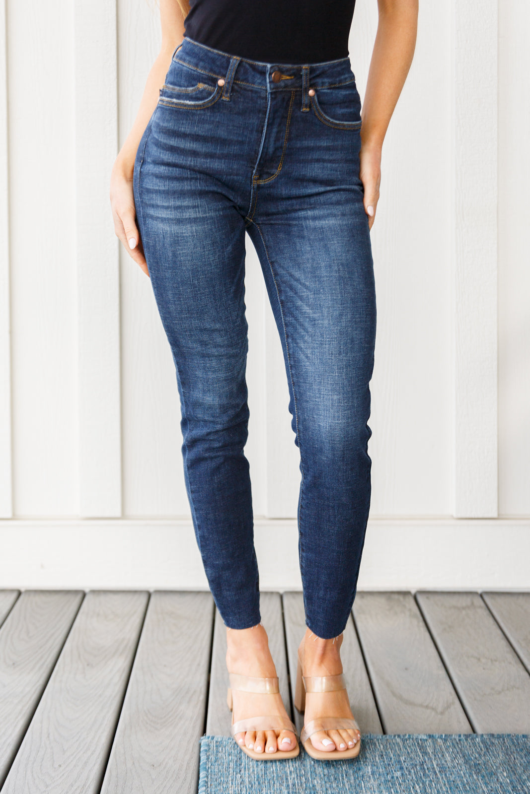 Judy Blue Tummy Control Skinny Jeans