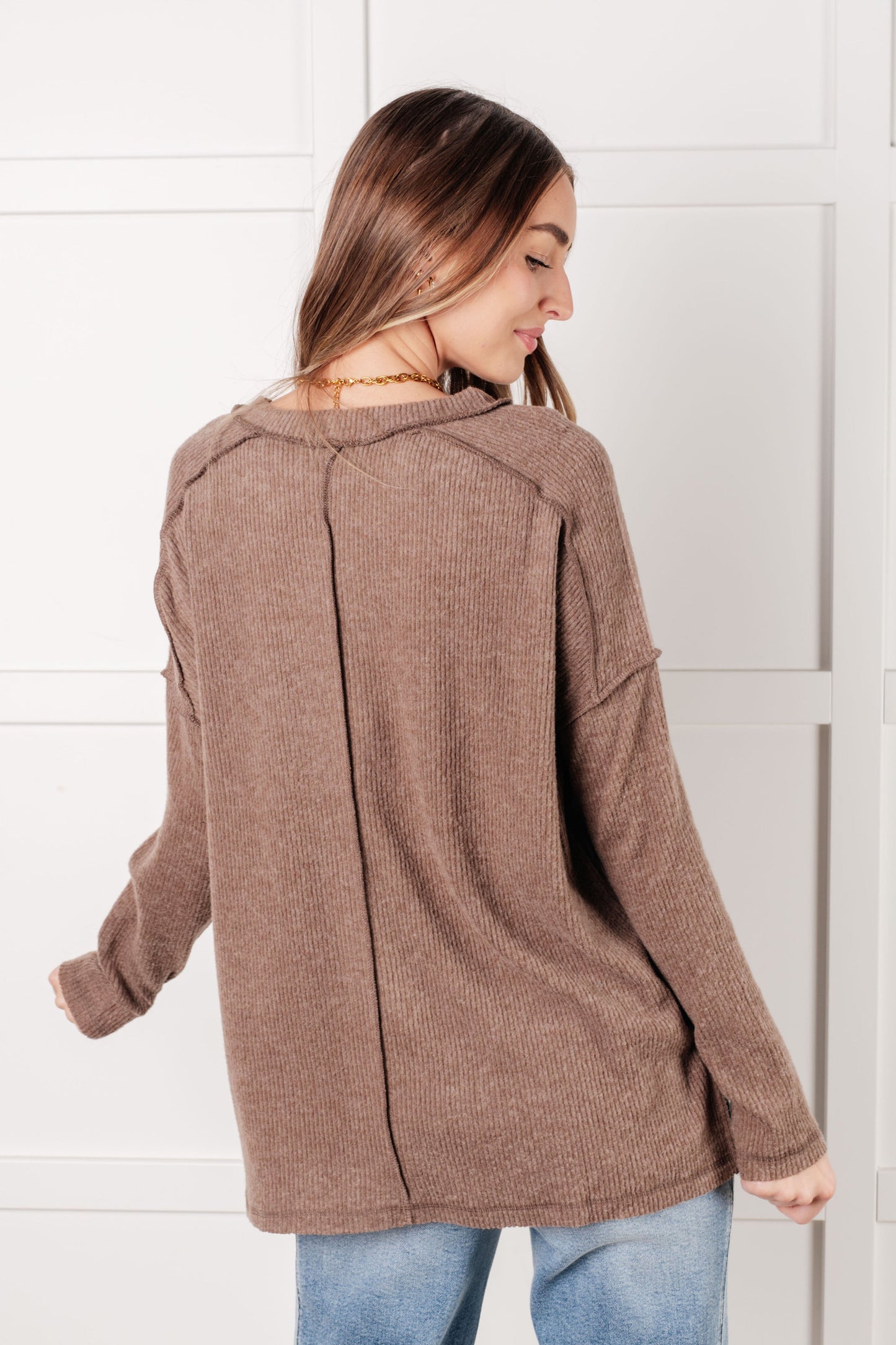 Ribbed Hacci Sweater in Mocha