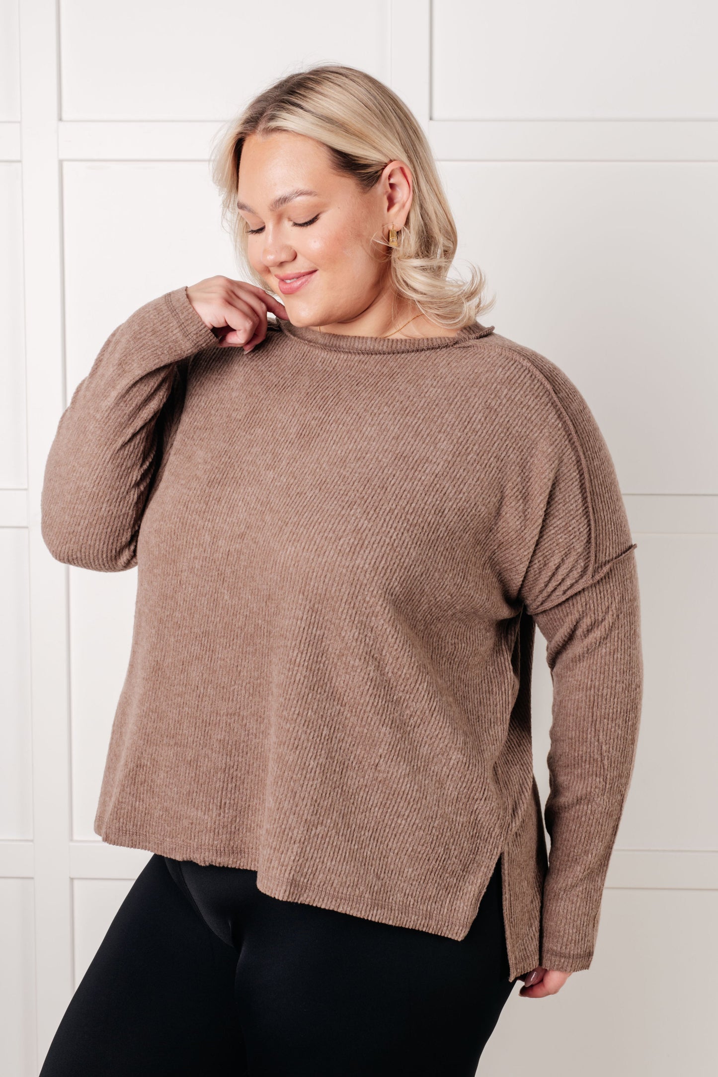 Ribbed Hacci Sweater in Mocha