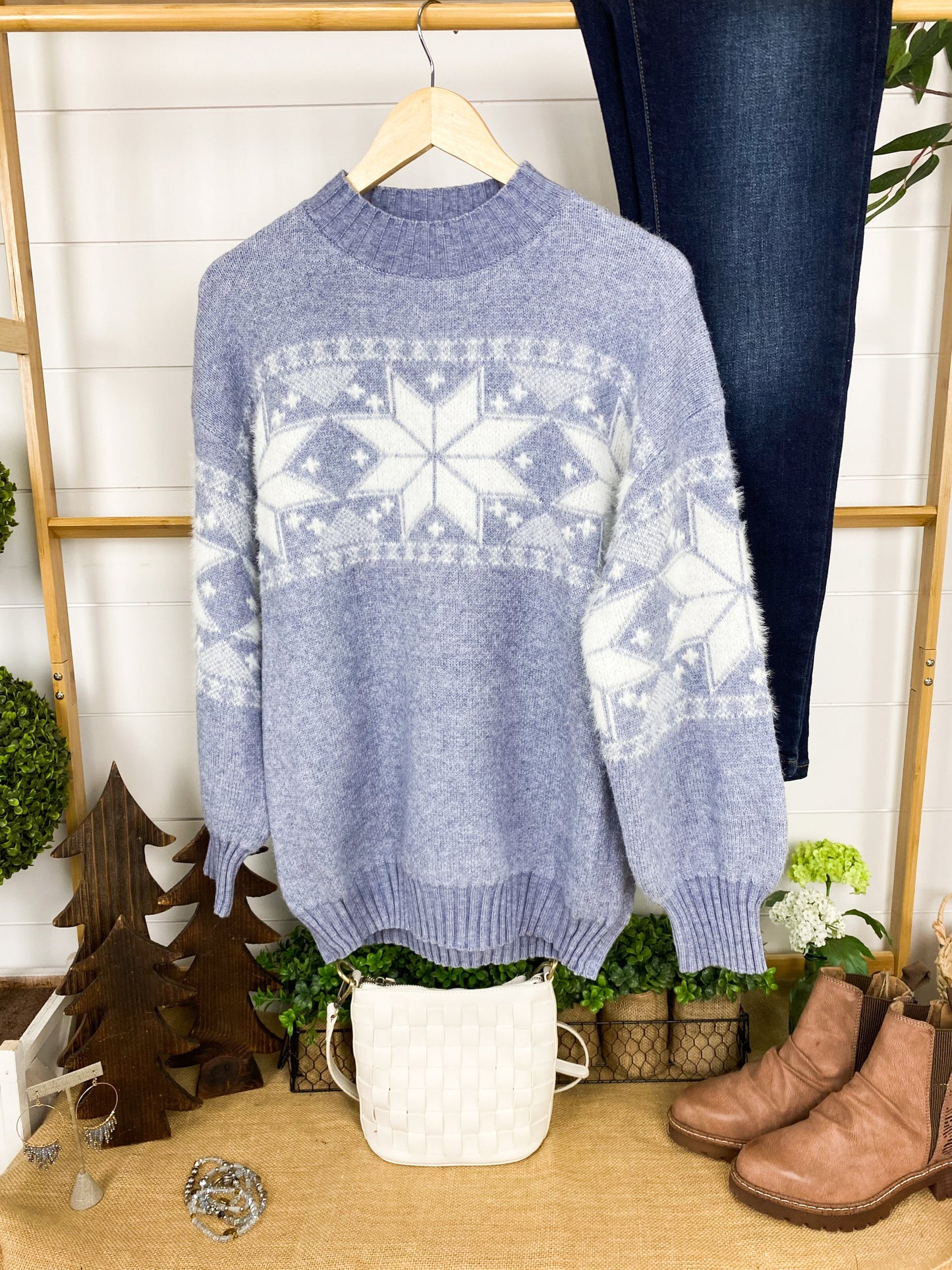 Sweater - Frosted Snowflake