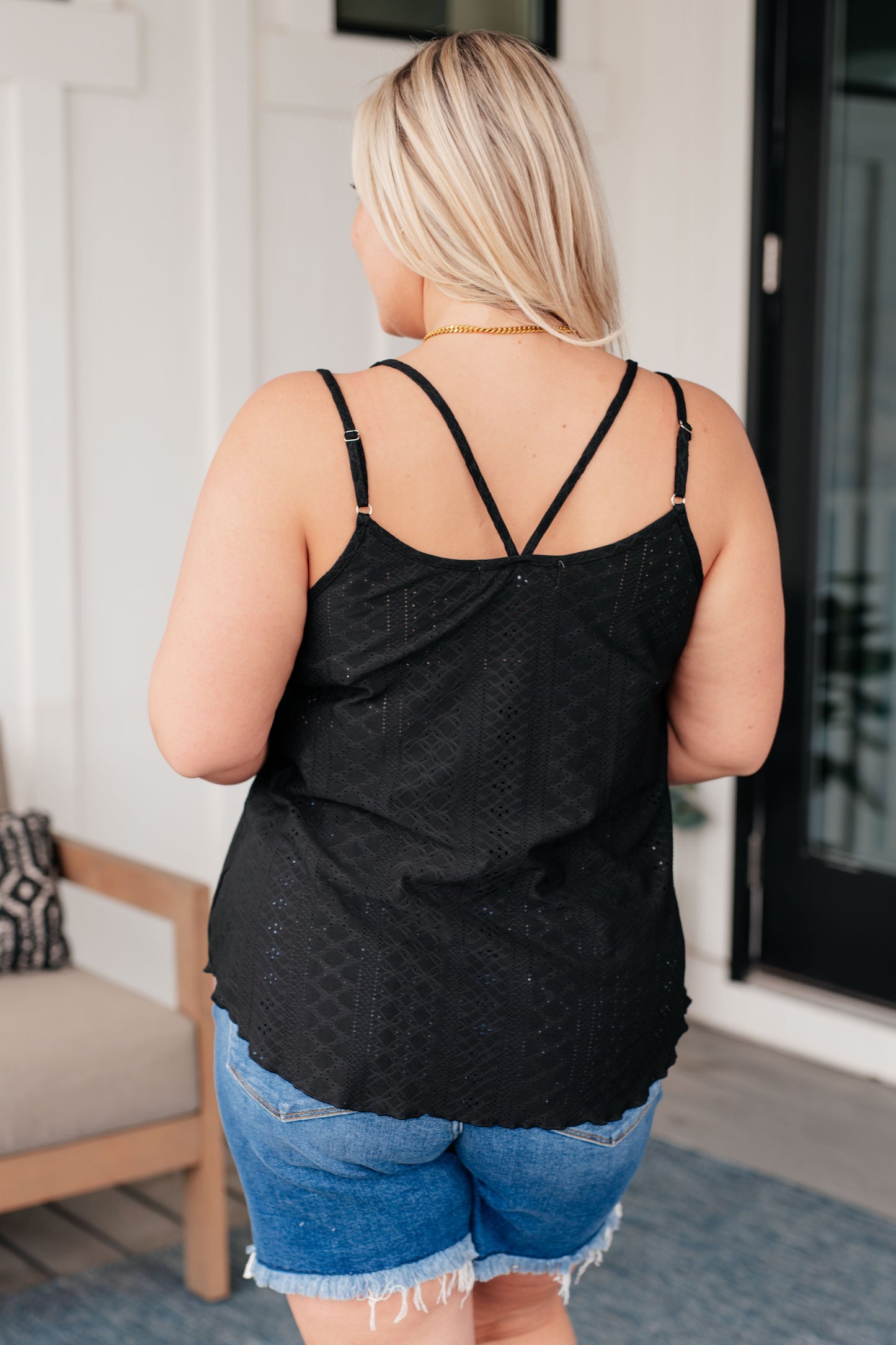 Eyelet Tank in Black