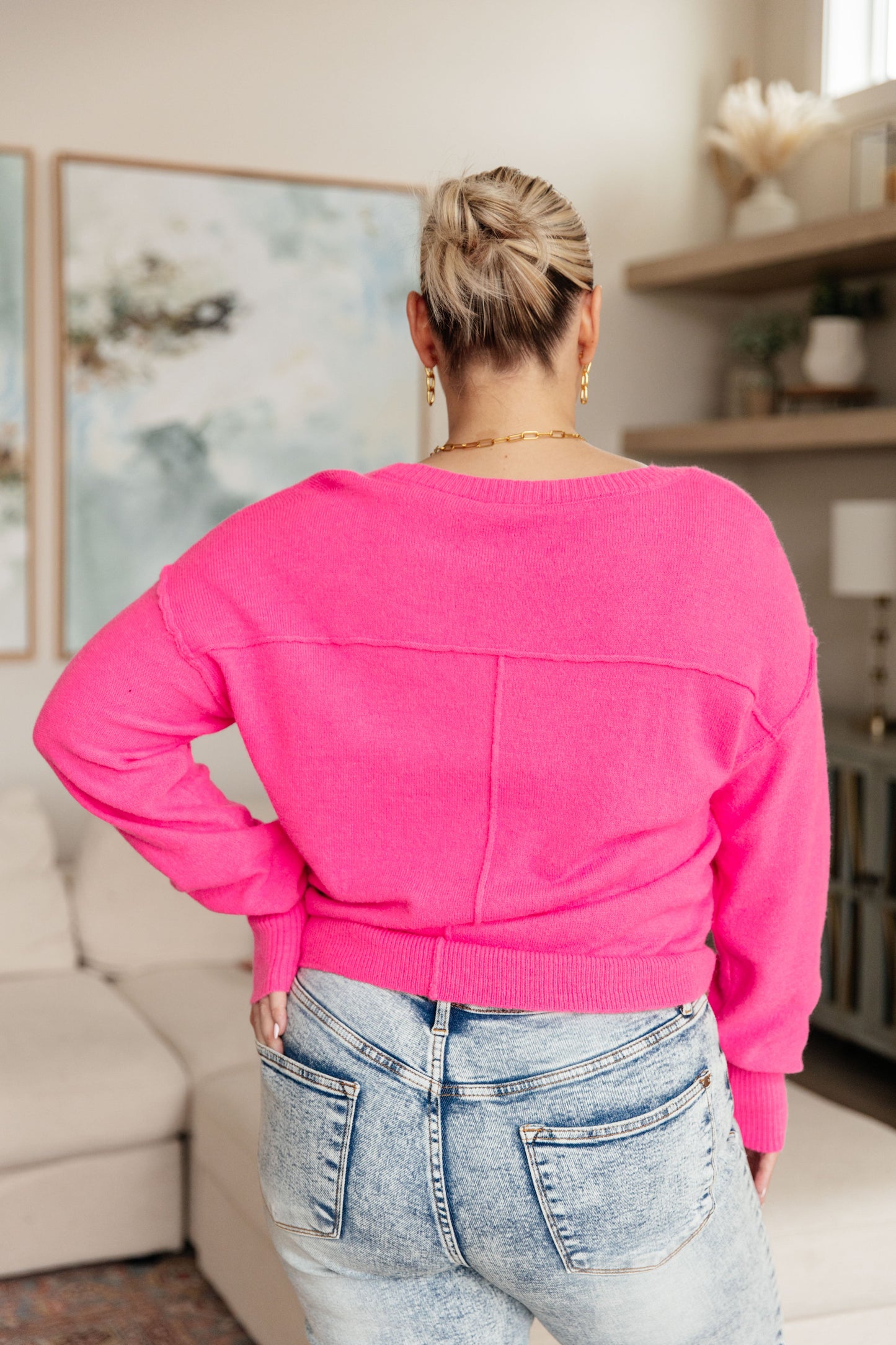 V-Neck Sweater in Pink