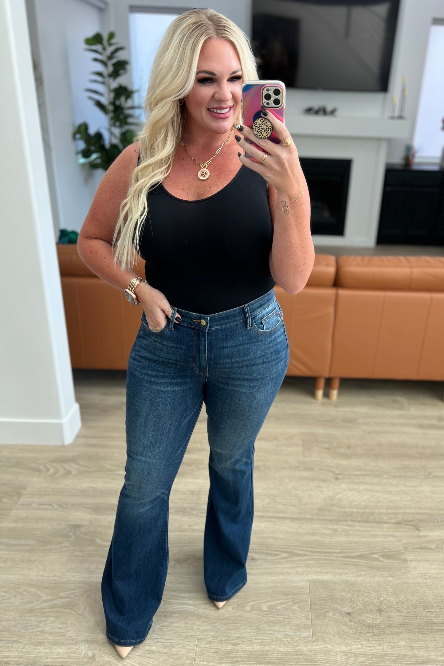 Judy Blue High Rise Classic Flare Jeans