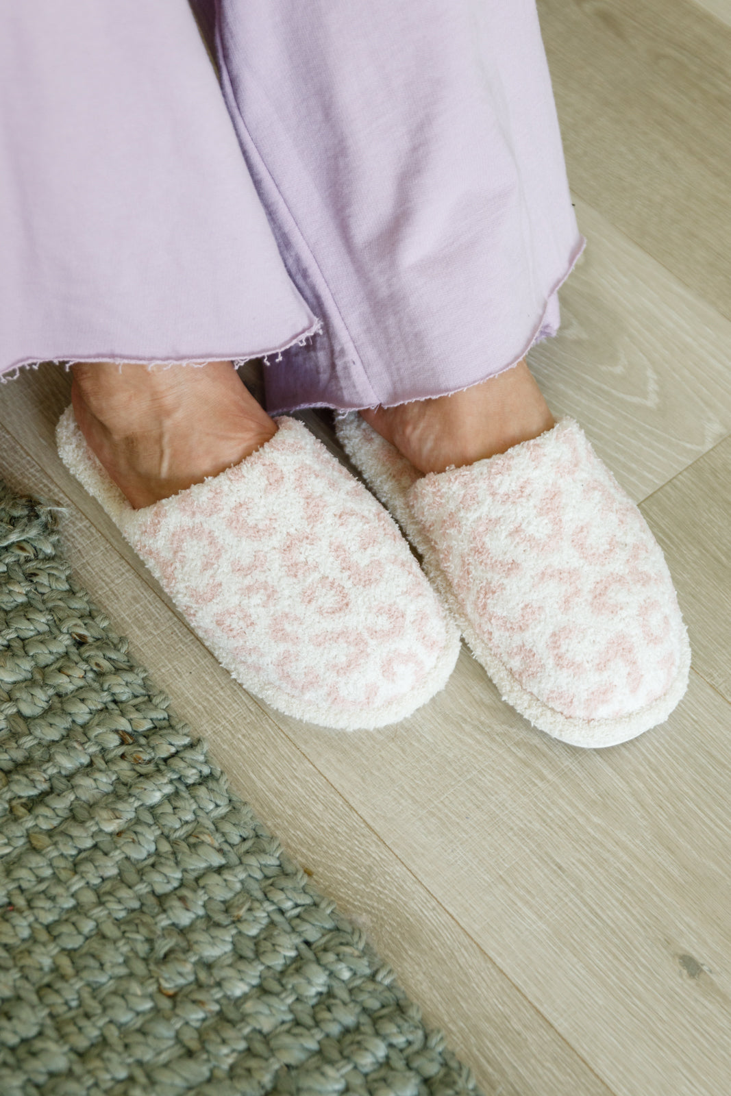 Fuzziest Feet Animal Print Slippers In Pink - AnnRose Boutique