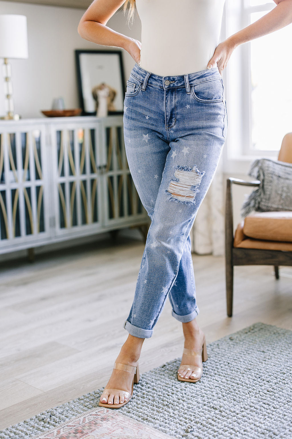 Judy Blue Star Crossed Boyfriend Jeans