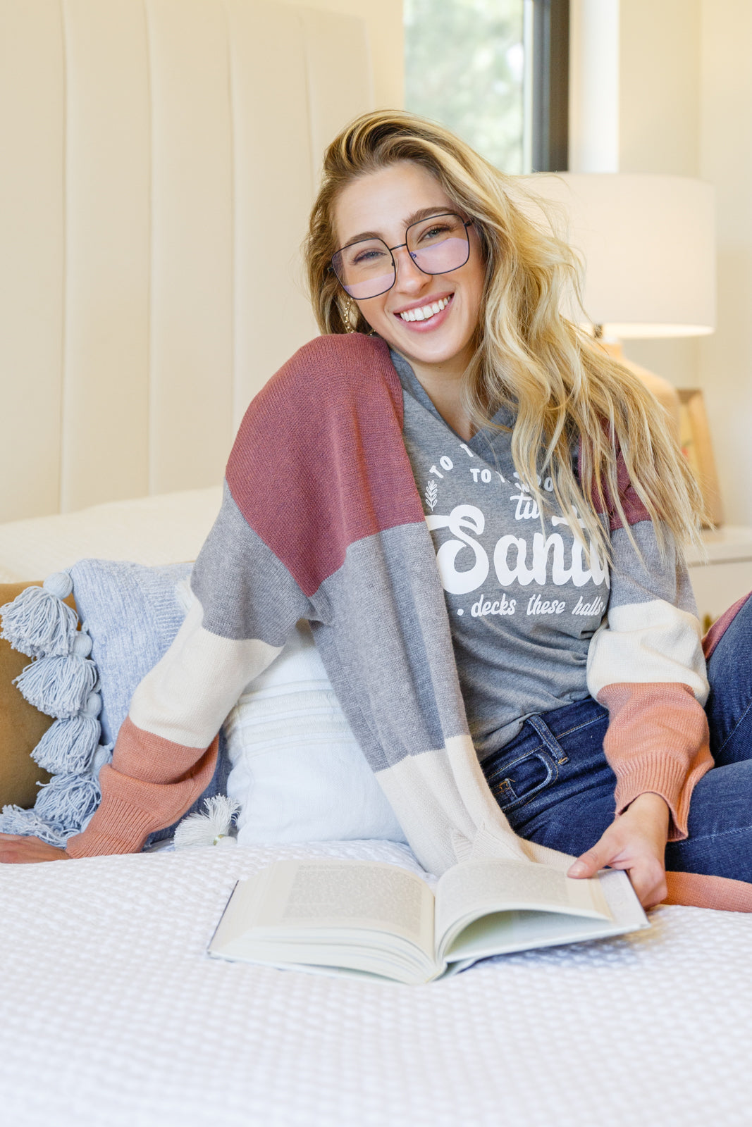 Graphic V Neck Tee In Gray